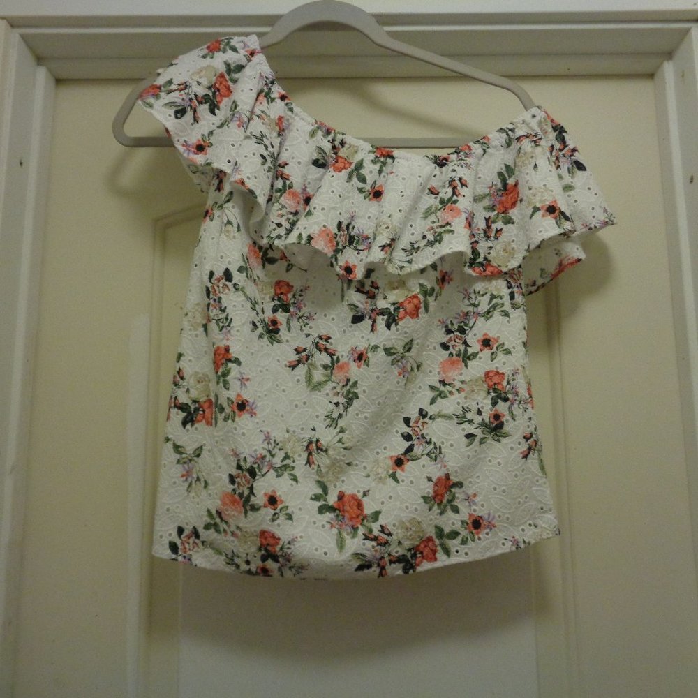 ONE SHOULDER EYELET FLORALS RUFFLES BLOUSE BY I.N.C. S - Picture 1 of 8